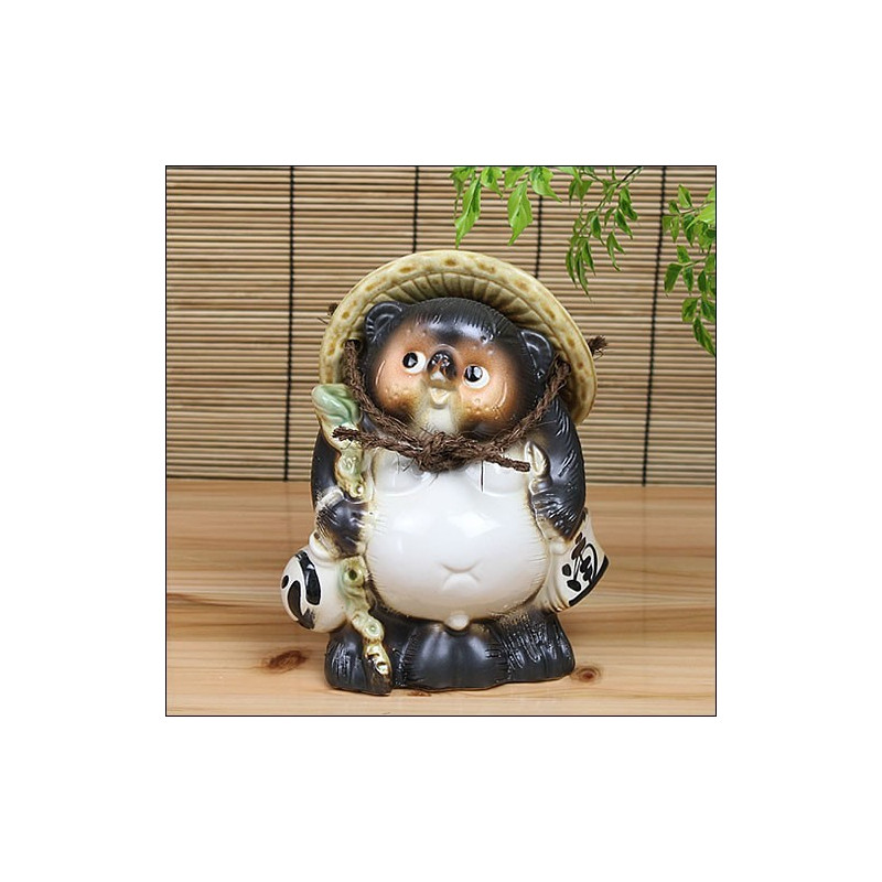 tanuki figure
